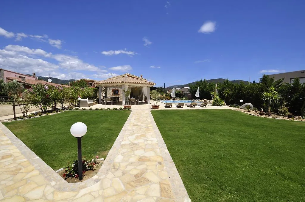 B&B I Graniti Sardi Villasimius 3*,