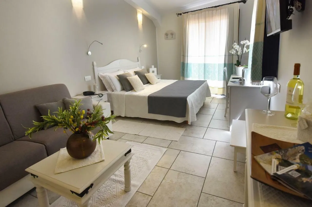*** Bed & Breakfast B&B I Graniti Sardi Villasimius Italy